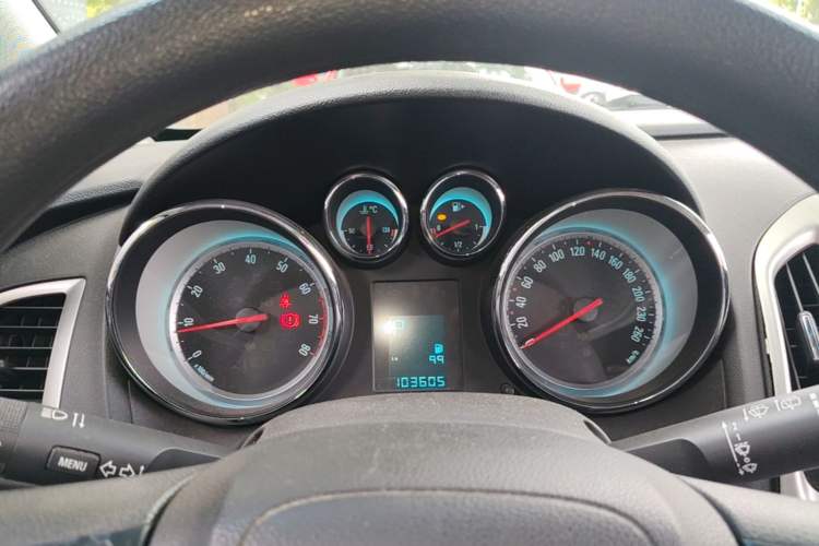 Used Buick GT 2014 XT 1.6L Automatic Fashion Edition Instrument Cluster