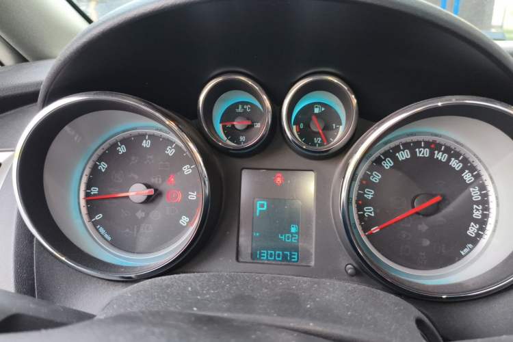 Used Buick GT 2014 XT 1.6L Automatic Fashion Edition Instrument Cluster
