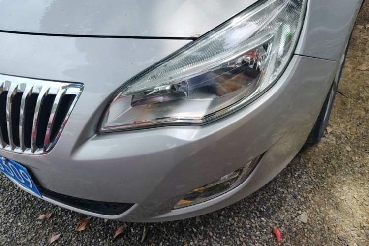 Used Buick GT 2014 XT 1.6L Automatic Fashion Edition Left Front Headlight