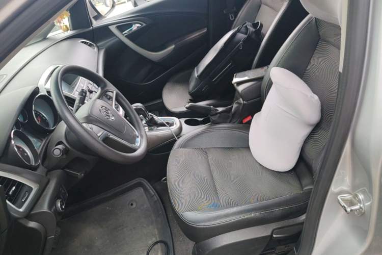 Used Buick GT 2014 XT 1.6L Automatic Fashion Edition Left Front Seat