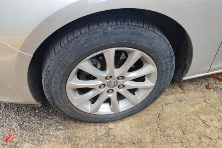 Used Buick GT 2014 XT 1.6L Automatic Fashion Edition Left Front Wheel Hub