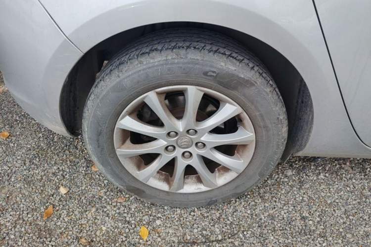 Used Buick GT 2014 XT 1.6L Automatic Fashion Edition Right Rear Wheel Hub