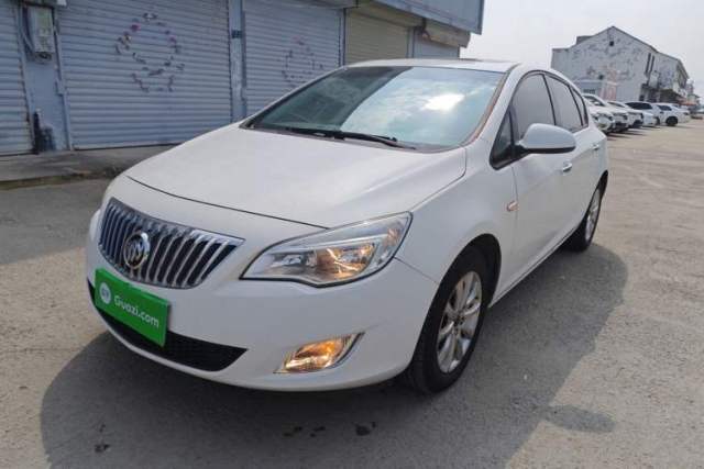 Ojetý Buick GT 2014 XT 1.6L Automatic Fashion Edition