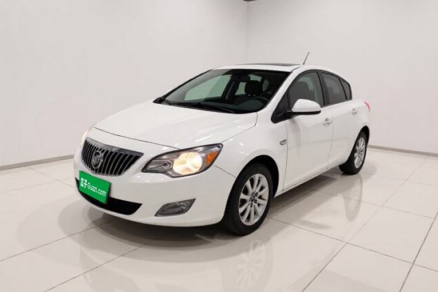 Ojetý Buick GT 2014 XT 1.6L Automatic Fashion Edition