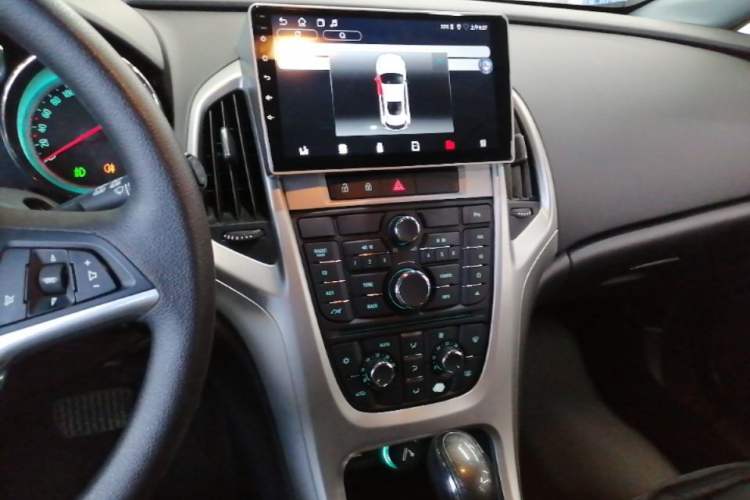 Used Buick GT 2014 XT 1.6L Automatic Fashion Edition Audio And AC Panel