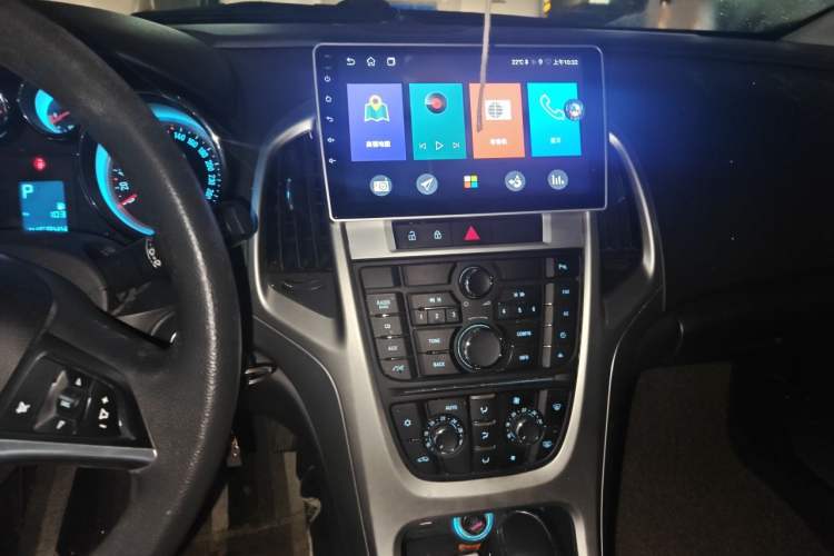 Used Buick GT 2014 XT 1.6L Automatic Fashion Edition Audio And AC Panel