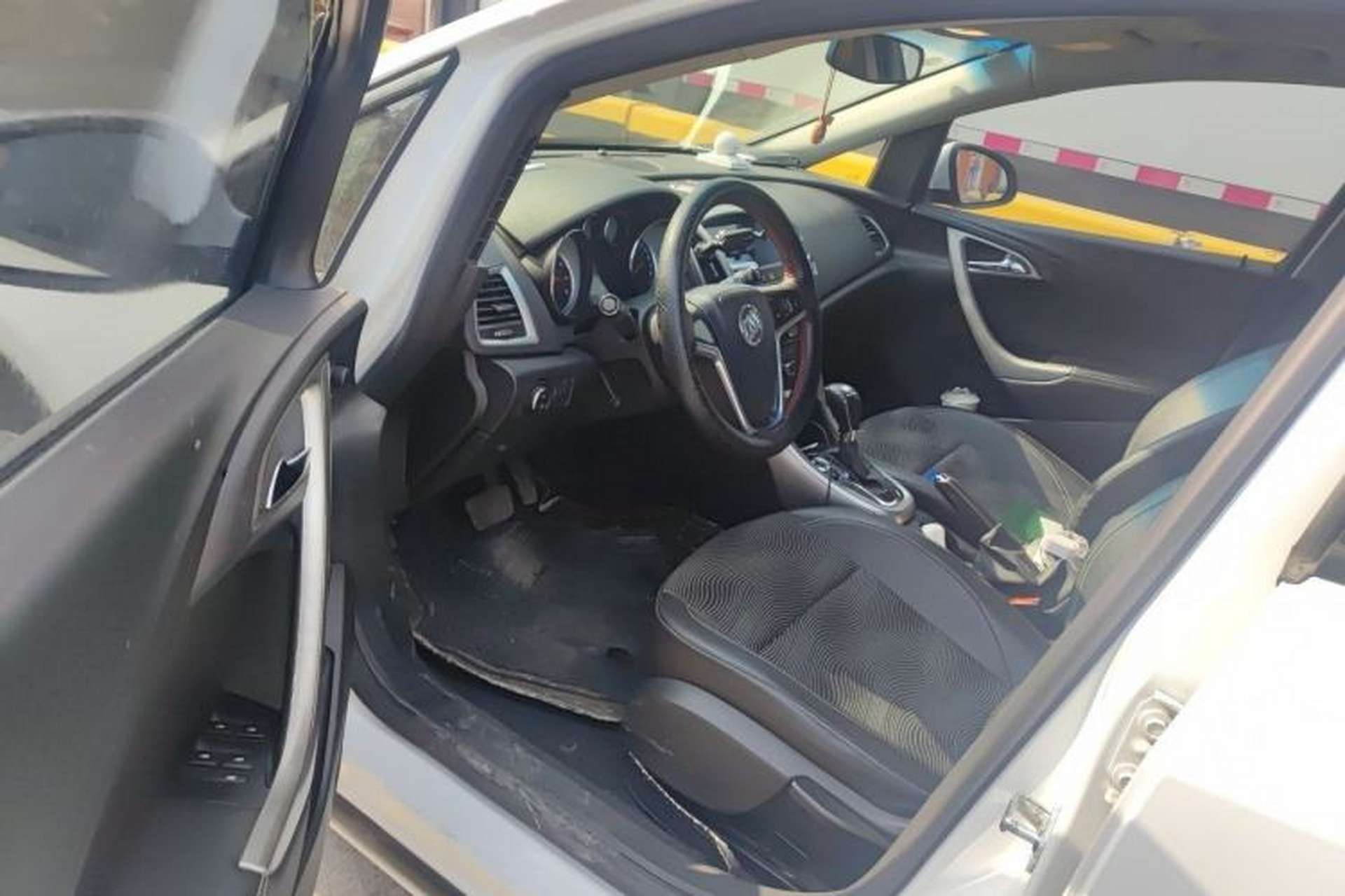 Used Buick GT 2014 XT 1.6L Automatic Fashion Edition Driver Seat