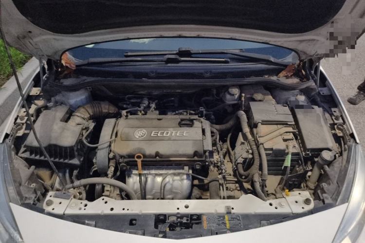Used Buick GT 2014 XT 1.6L Automatic Fashion Edition Engine Bay