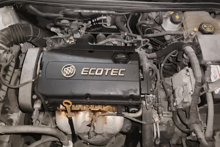 Used Buick GT 2014 XT 1.6L Automatic Fashion Edition Engine Bay