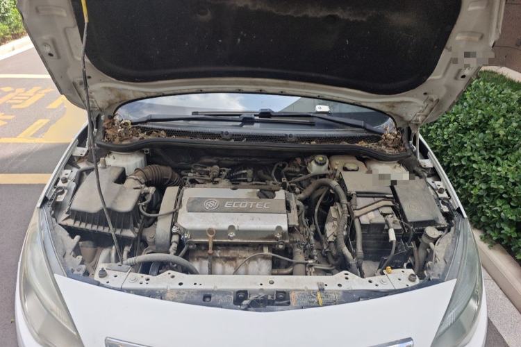 Used Buick GT 2014 XT 1.6L Automatic Fashion Edition Engine Bay