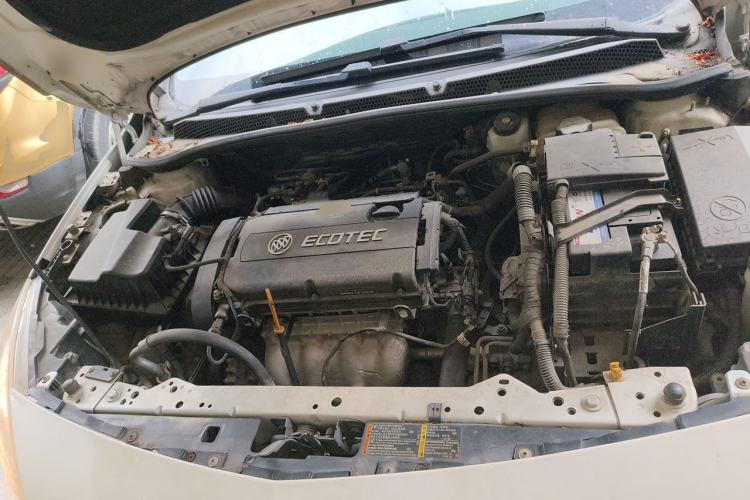 Used Buick GT 2014 XT 1.6L Automatic Fashion Edition Engine Bay