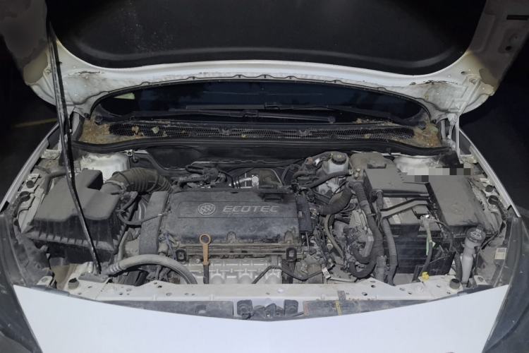 Used Buick GT 2014 XT 1.6L Automatic Fashion Edition Engine Bay