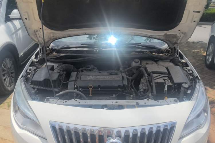 Used Buick GT 2014 XT 1.6L Automatic Fashion Edition Engine Bay