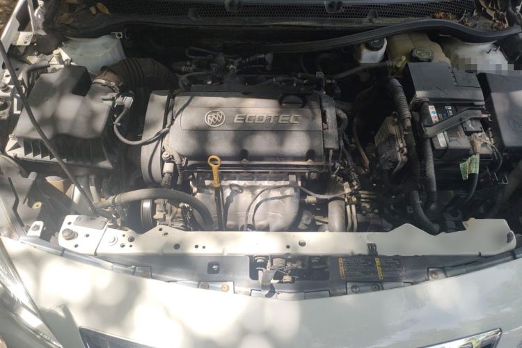 Used Buick GT 2014 XT 1.6L Automatic Fashion Edition Engine Bay
