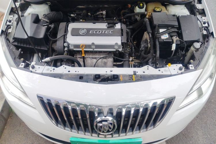 Used Buick GT 2014 XT 1.6L Automatic Fashion Edition Engine Bay