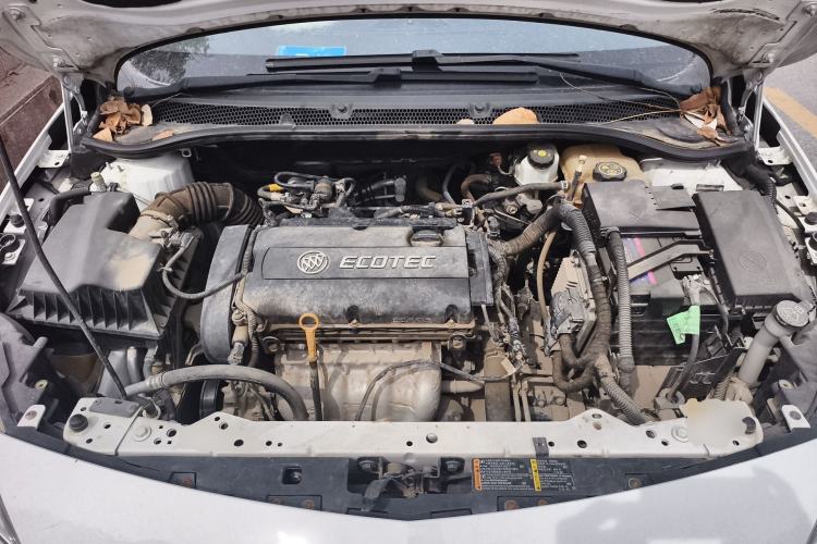 Used Buick GT 2014 XT 1.6L Automatic Fashion Edition Engine Bay