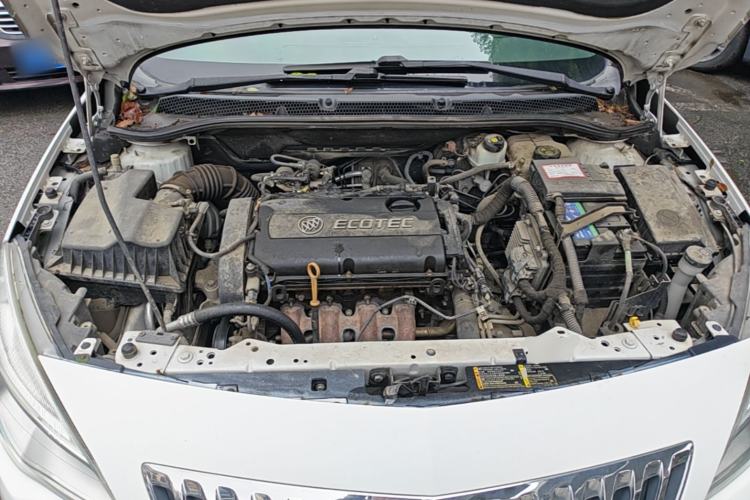 Used Buick GT 2014 XT 1.6L Automatic Fashion Edition Engine Bay