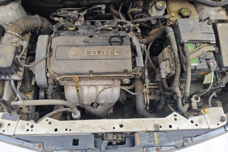 Used Buick GT 2014 XT 1.6L Automatic Fashion Edition Engine Bay