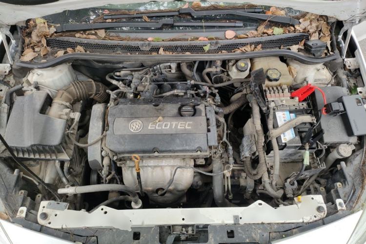 Used Buick GT 2014 XT 1.6L Automatic Fashion Edition Engine Bay