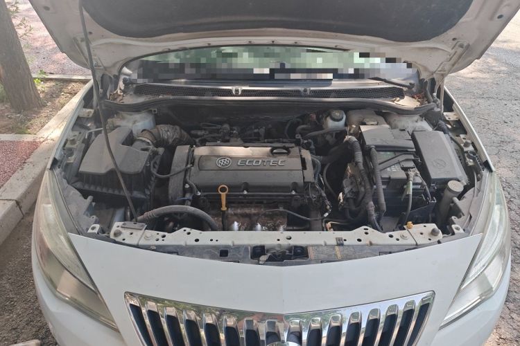 Used Buick GT 2014 XT 1.6L Automatic Fashion Edition Engine Bay