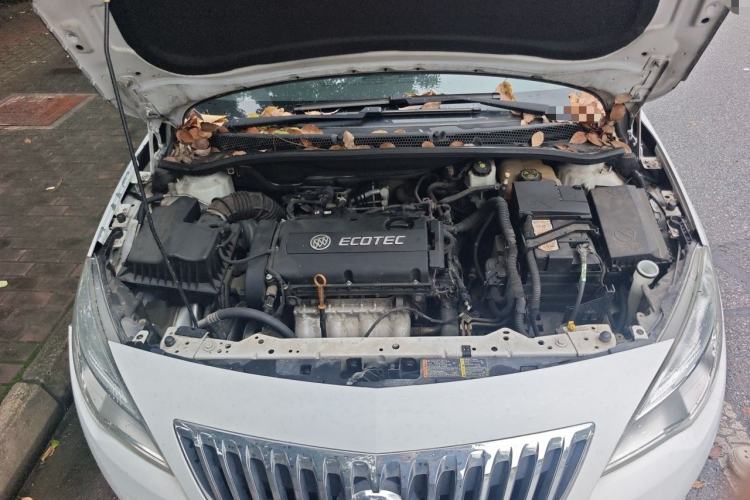 Used Buick GT 2014 XT 1.6L Automatic Fashion Edition Engine Bay