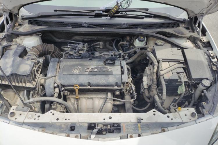 Used Buick GT 2014 XT 1.6L Manual Entry-Level Model Engine Bay