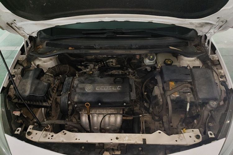Used Buick GT 2014 XT 1.6L Automatic Fashion Edition Engine Bay