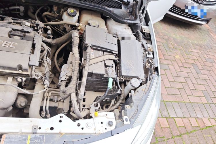 Used Buick GT 2014 XT 1.6L Automatic Fashion Edition Engine Bay Left