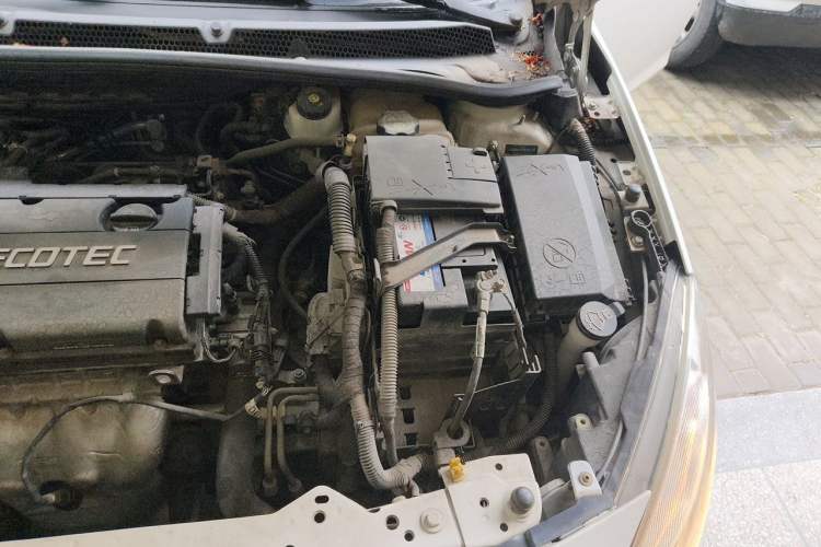 Used Buick GT 2014 XT 1.6L Automatic Fashion Edition Engine Bay Left