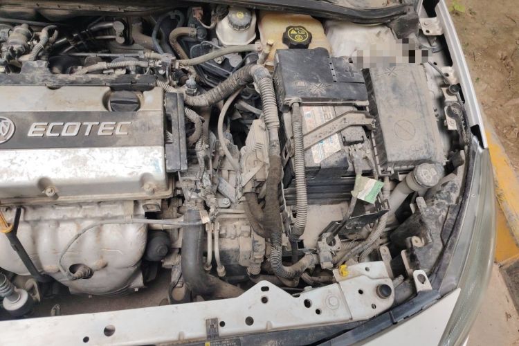 Used Buick GT 2014 XT 1.6L Automatic Fashion Edition Engine Bay Left