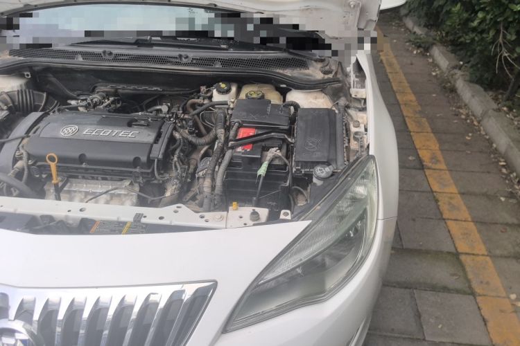 Used Buick GT 2014 XT 1.6L Automatic Fashion Edition Engine Bay Left