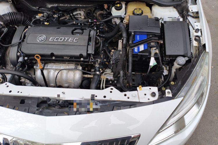Used Buick GT 2014 XT 1.6L Automatic Fashion Edition Engine Bay Left