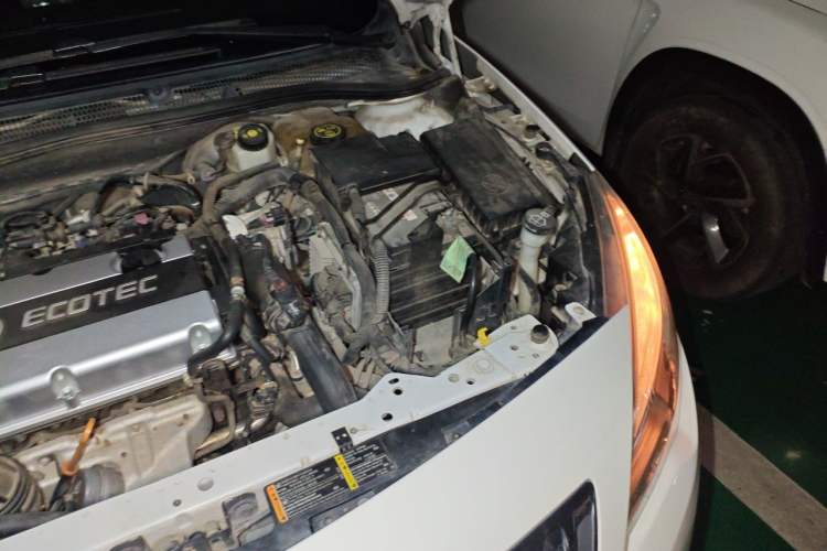 Used Buick GT 2014 XT 1.6T Automatic Fashion Sport Edition Engine Bay Left