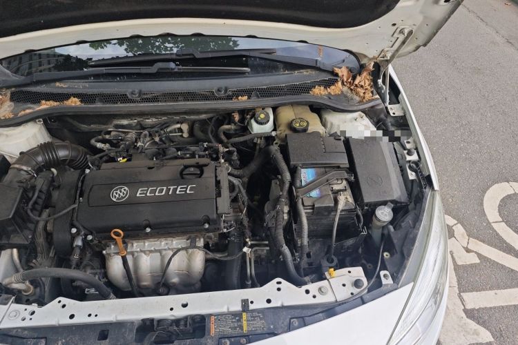 Used Buick GT 2014 XT 1.6L Automatic Fashion Edition Engine Bay Left