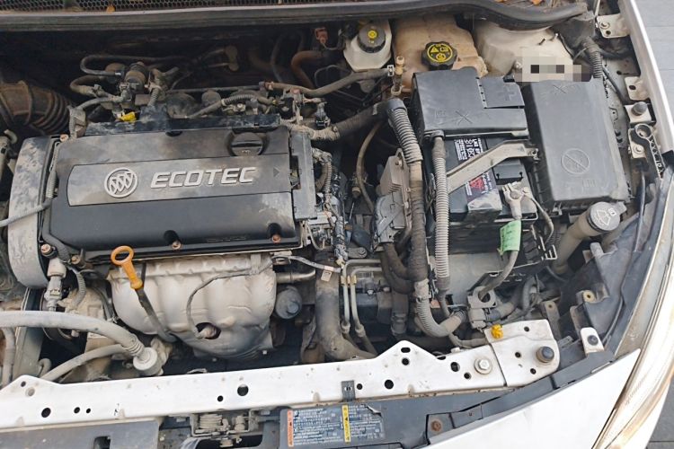 Used Buick GT 2014 XT 1.6L Automatic Fashion Edition Engine Bay Left