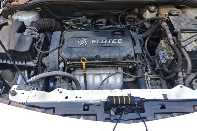 Used Buick GT 2014 XT 1.6L Automatic Fashion Edition Engine Bay