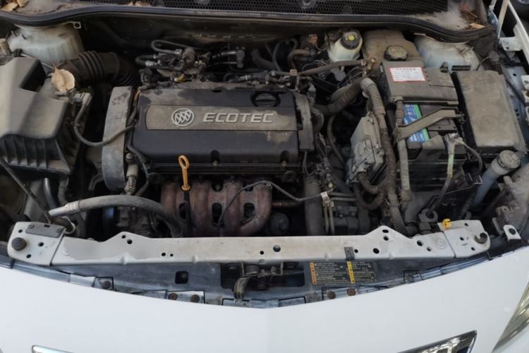 Used Buick GT 2014 XT 1.6L Automatic Fashion Edition Engine Bay