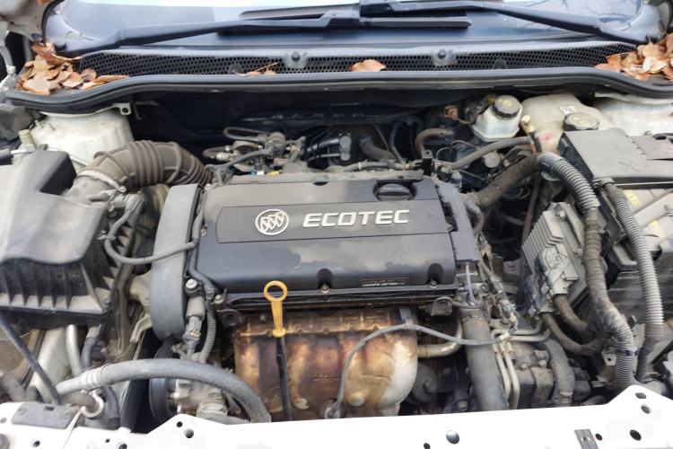 Used Buick GT 2014 XT 1.6L Automatic Comfort Edition Engine Bay
