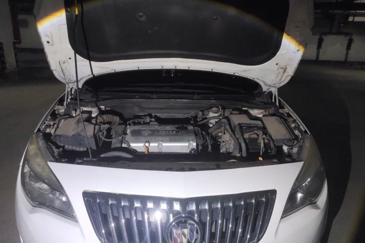 Used Buick GT 2014 XT 1.6L Automatic Fashion Edition Engine Bay