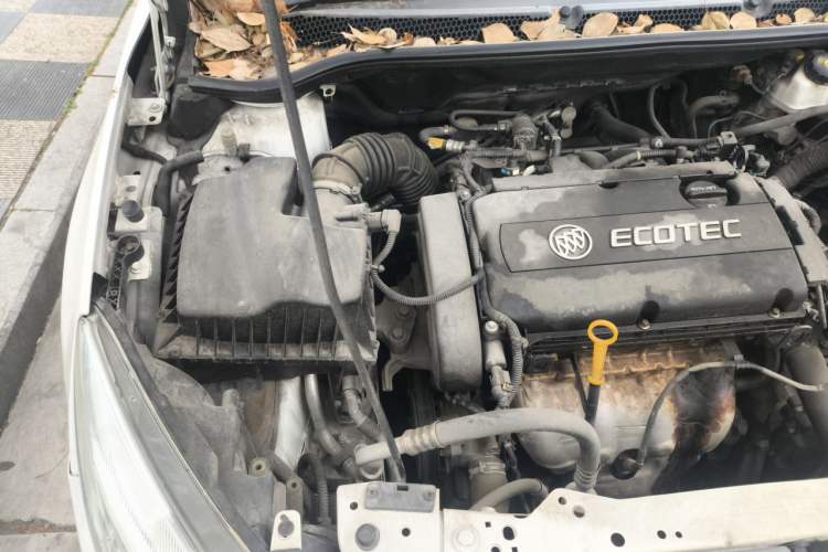 Used Buick GT 2014 XT 1.6L Automatic Fashion Edition Engine Bay Right