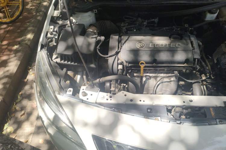 Used Buick GT 2014 XT 1.6L Automatic Fashion Edition Engine Bay Right