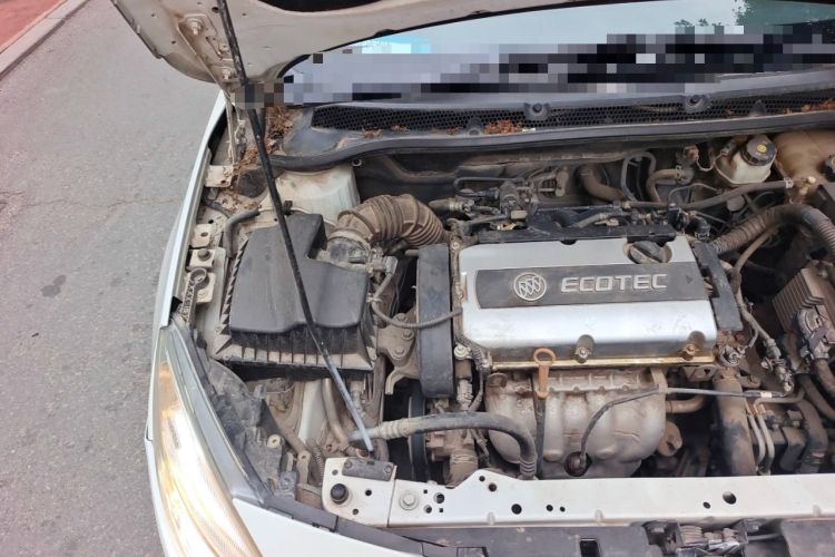 Used Buick GT 2014 XT 1.6L Automatic Fashion Edition Engine Bay Right