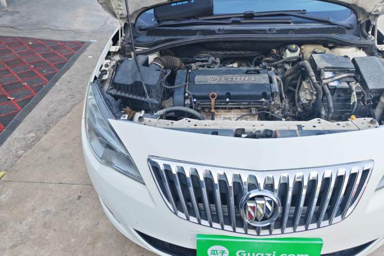 Used Buick GT 2014 XT 1.6L Automatic Fashion Edition Engine Bay Right