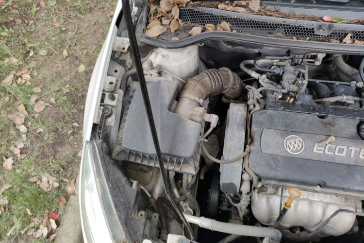 Used Buick GT 2014 XT 1.6L Automatic Fashion Edition Engine Bay Right