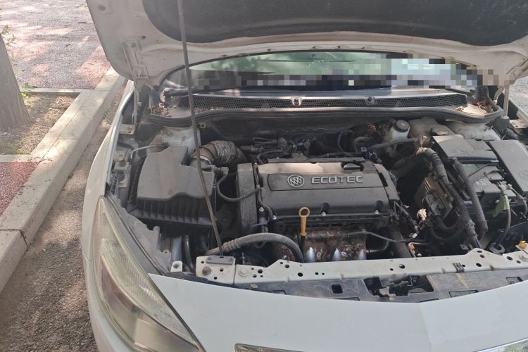 Used Buick GT 2014 XT 1.6L Automatic Fashion Edition Engine Bay Right