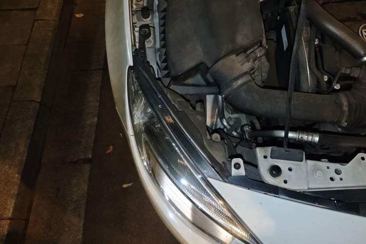 Used Buick GT 2014 XT 1.6T Automatic Fashion Sport Edition Engine Bay Right