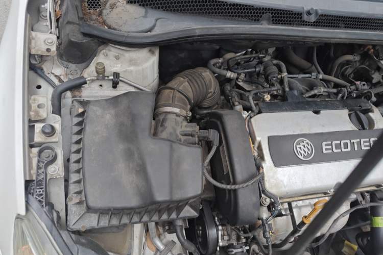 Used Buick GT 2014 XT 1.6L Automatic Fashion Edition Engine Bay Right