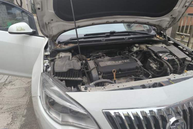 Used Buick GT 2014 XT 1.6L Automatic Fashion Edition Engine Bay Right