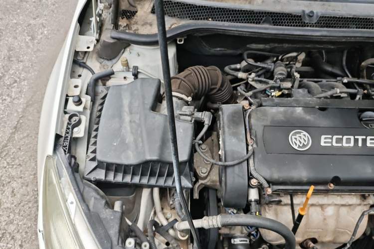 Used Buick GT 2014 XT 1.6L Automatic Fashion Edition Engine Bay Right