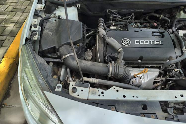 Used Buick GT 2014 XT 1.6T Automatic Fashion Sport Edition Engine Bay Right